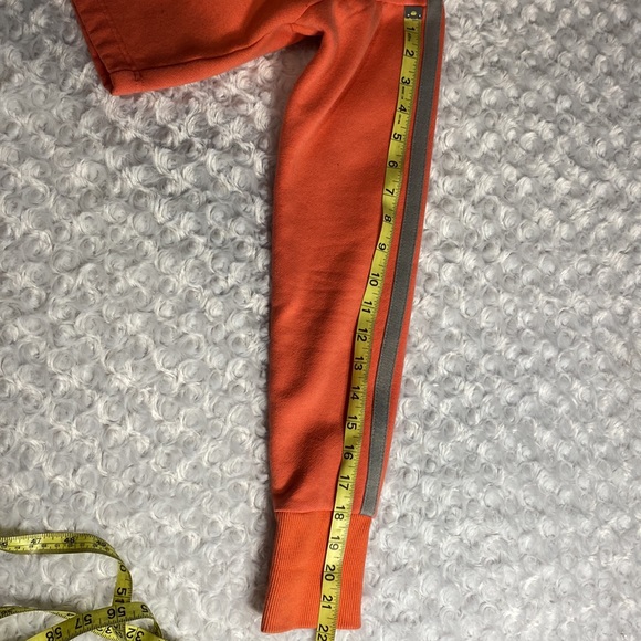 Gymshark cropped sweatshirt size XS - Picture 8 of 8